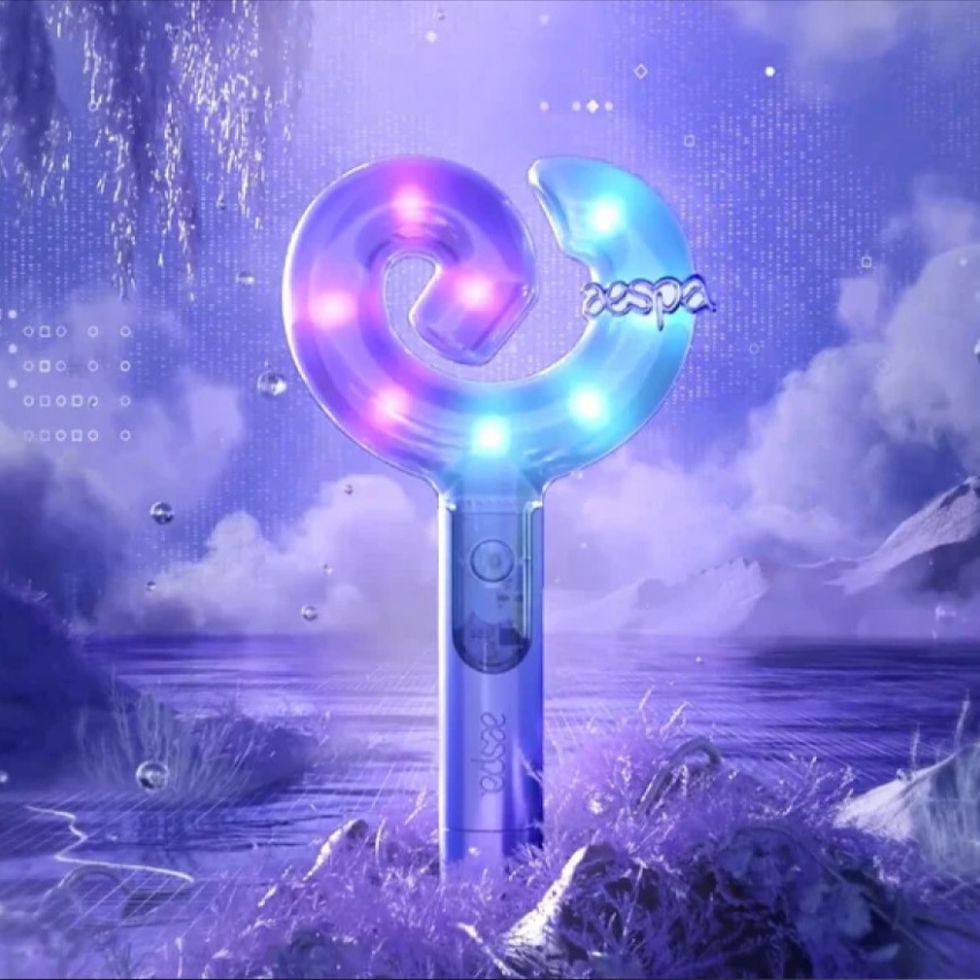AESPA - OFFICIAL FANLIGHT VER.2 Nolae