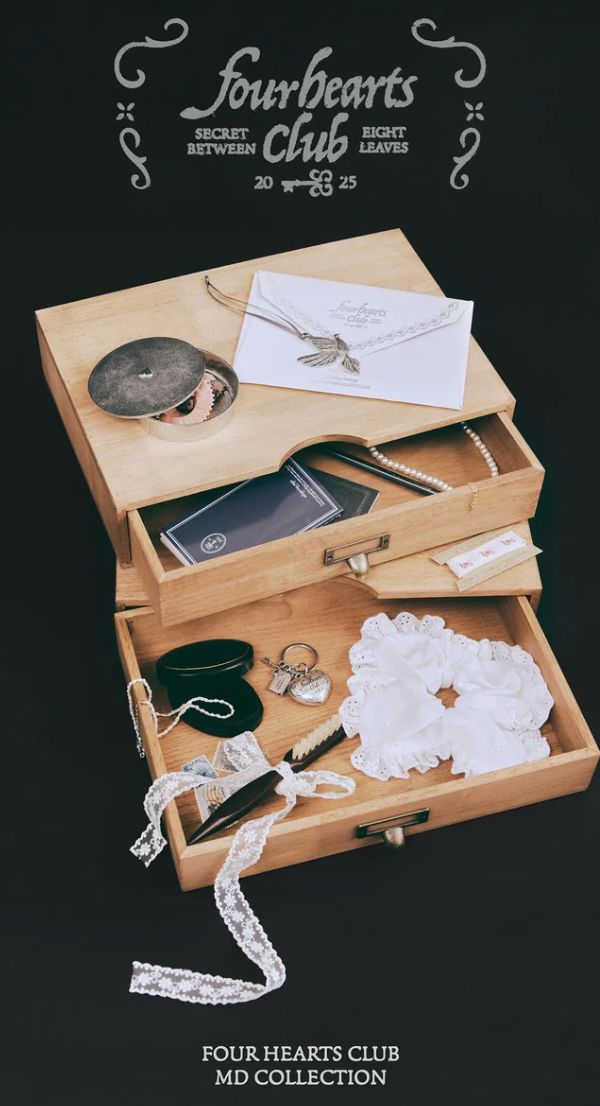 HEARTS2HEARTS - RANDOM TRADING CARD SET ('FOUR HEARTS CLUB' MD COLLECTION) Nolae