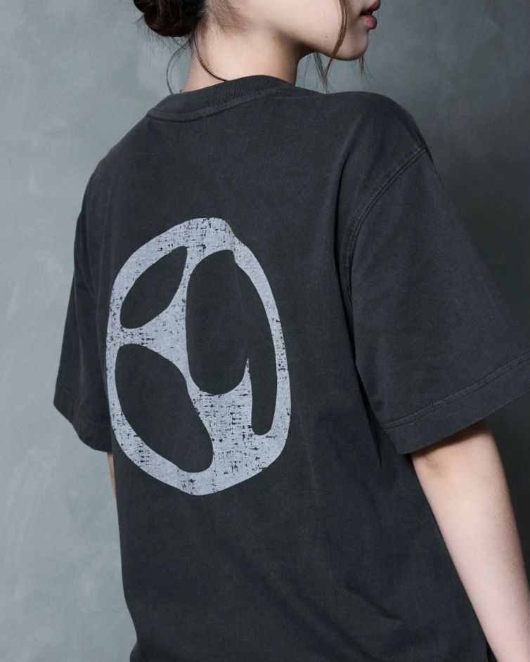 ENHYPEN - T-SHIRT (BRAND RENEWAL OFFICIAL MD) Nolae