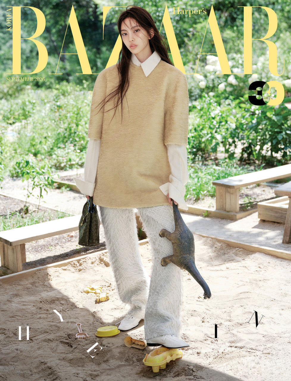 I.N (STRAY KIDS) & HYEIN (NEWJEANS) - BAZAAR (SEPTEMBER 2026)