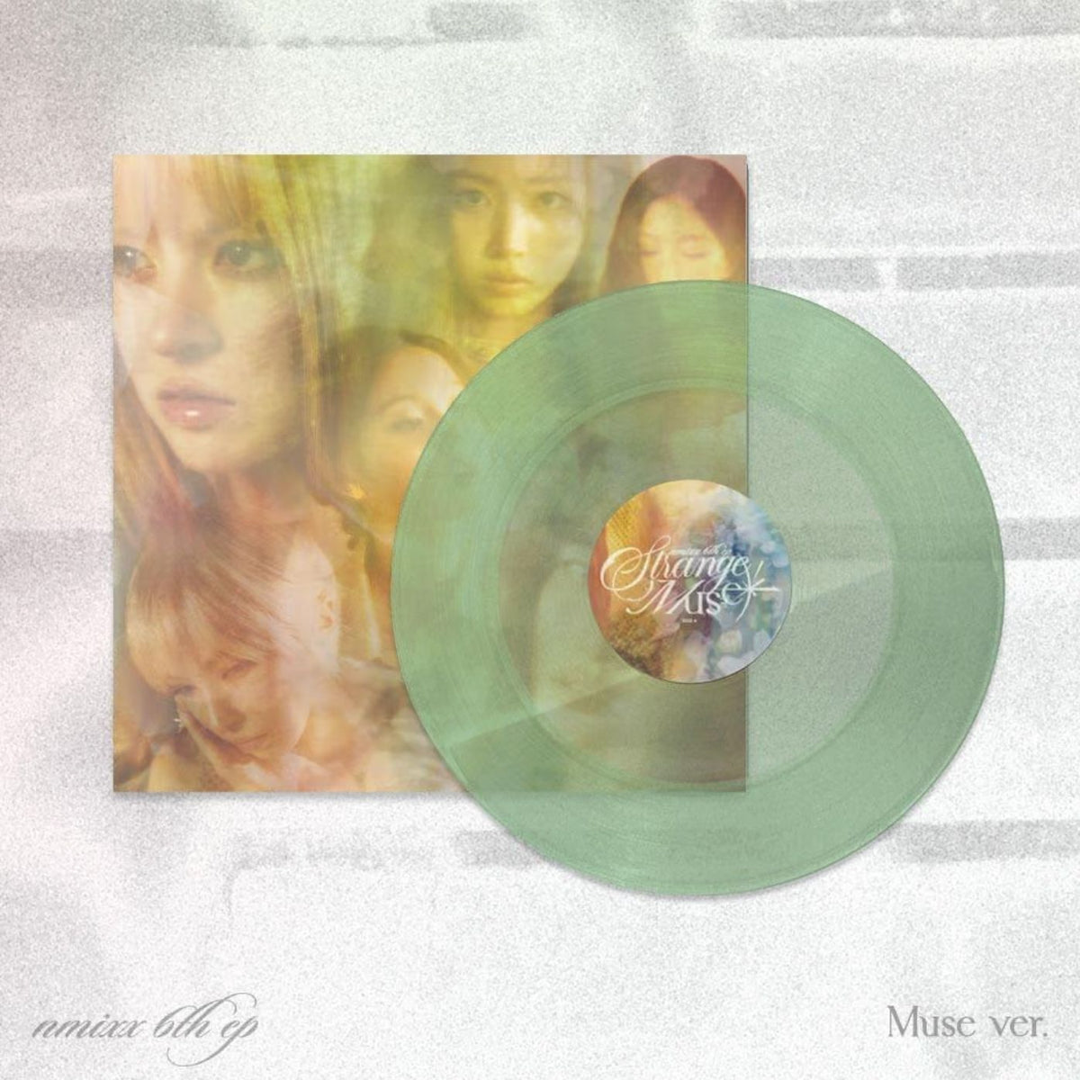 NMIXX - STRANGE MUSE (LP VER.) + BDM Gift Nolae